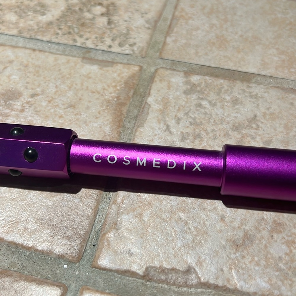 Cosmedix lifting beauty tool